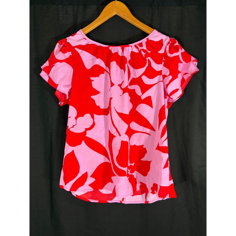 Nine West Pink Red Floral Blouse M Flutter Sleeve Keyhole Back